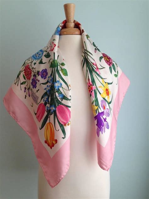 gucci fiora scarf|gucci flora scarf grace kelly.